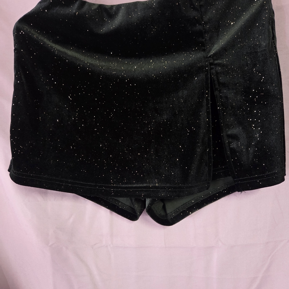 SHEIN Black Sparkle Skorts
